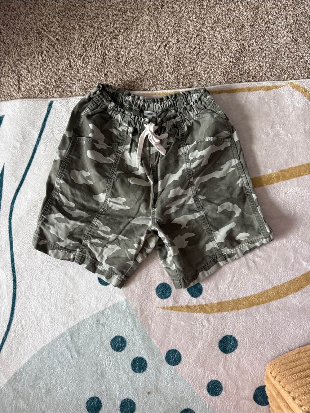 Aerie Women’s Green Camo Elastic-Waist Shorts